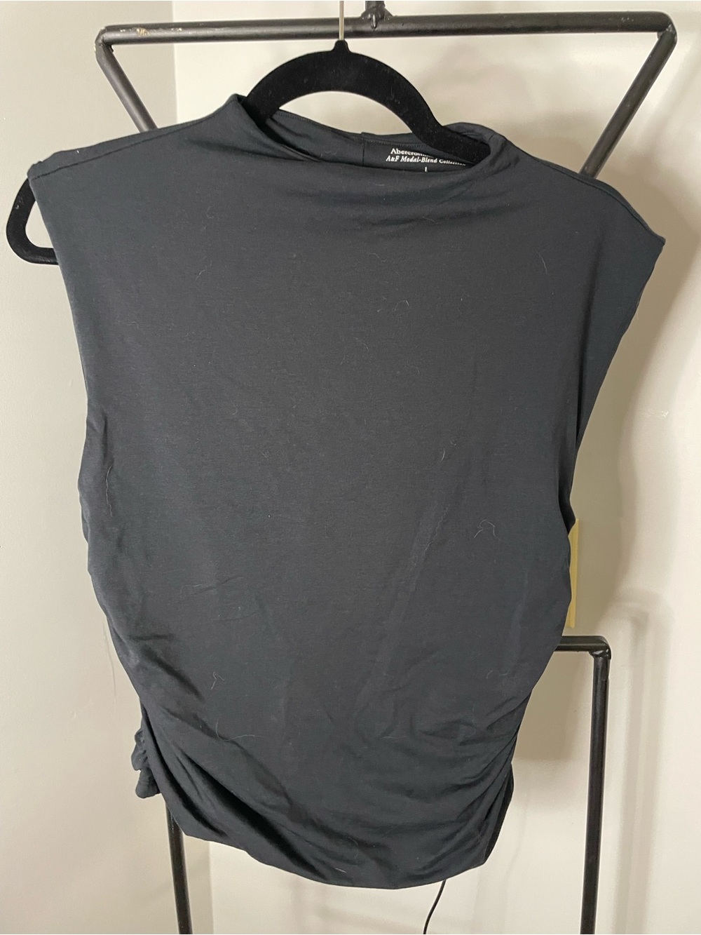 Abercrombie & Fitch Black High-Neck Sleeveless Tank
